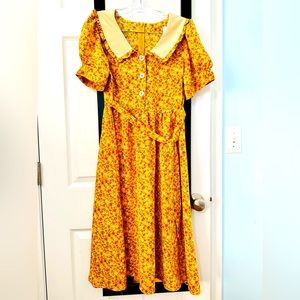 Maxi dress, knee length